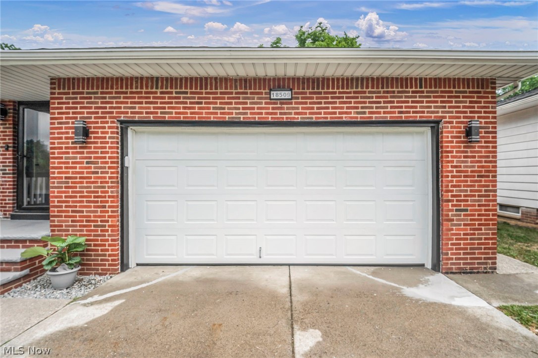 18509 Preston Road Warrensville Heights OH 44128