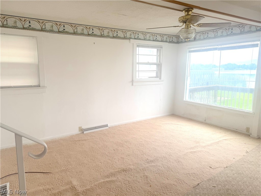 2549 Church Street Lakemore OH 44250