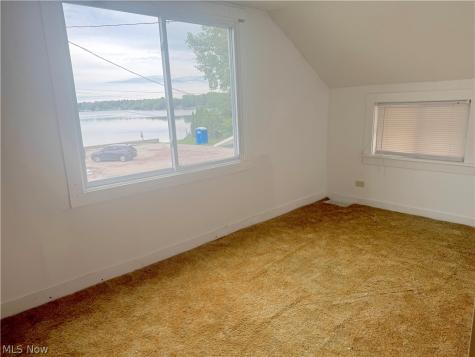 2549 Church Street Lakemore OH 44250