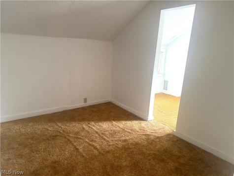 2549 Church Street Lakemore OH 44250