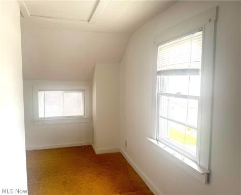 2549 Church Street Lakemore OH 44250