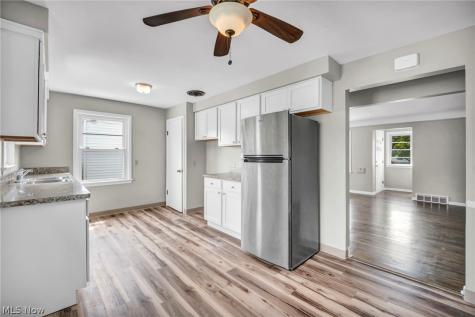 24831 Stephen Avenue Euclid OH 44123