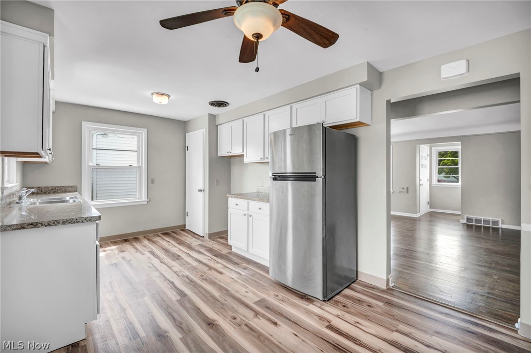 24831 Stephen Avenue Euclid OH 44123
