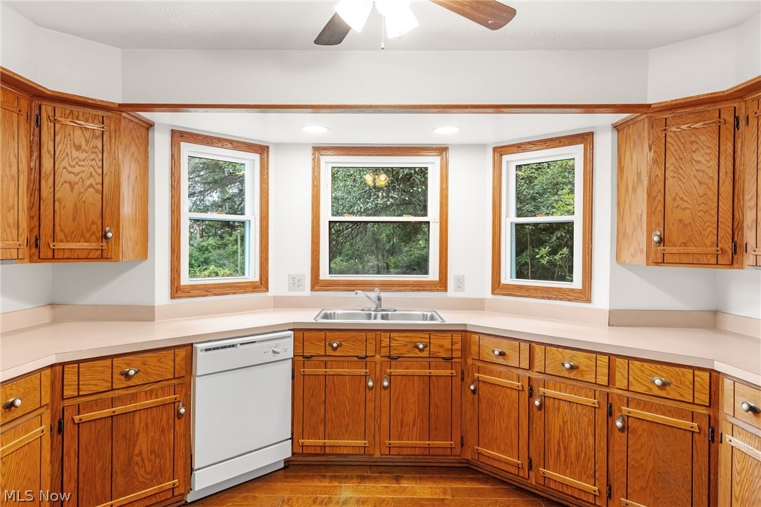 1404 Kristen Circle Mogadore OH 44260