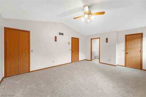 1404 Kristen Circle Mogadore OH 44260
