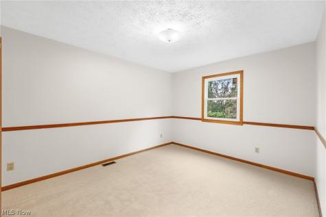 1404 Kristen Circle Mogadore OH 44260