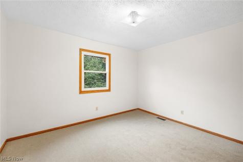 1404 Kristen Circle Mogadore OH 44260