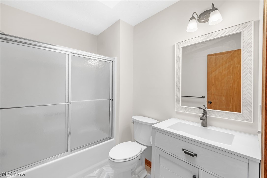 1404 Kristen Circle Mogadore OH 44260