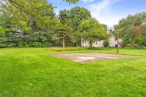 1404 Kristen Circle Mogadore OH 44260