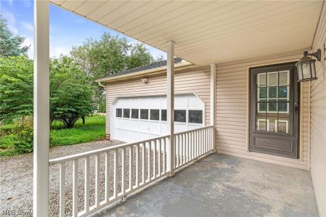 1404 Kristen Circle Mogadore OH 44260