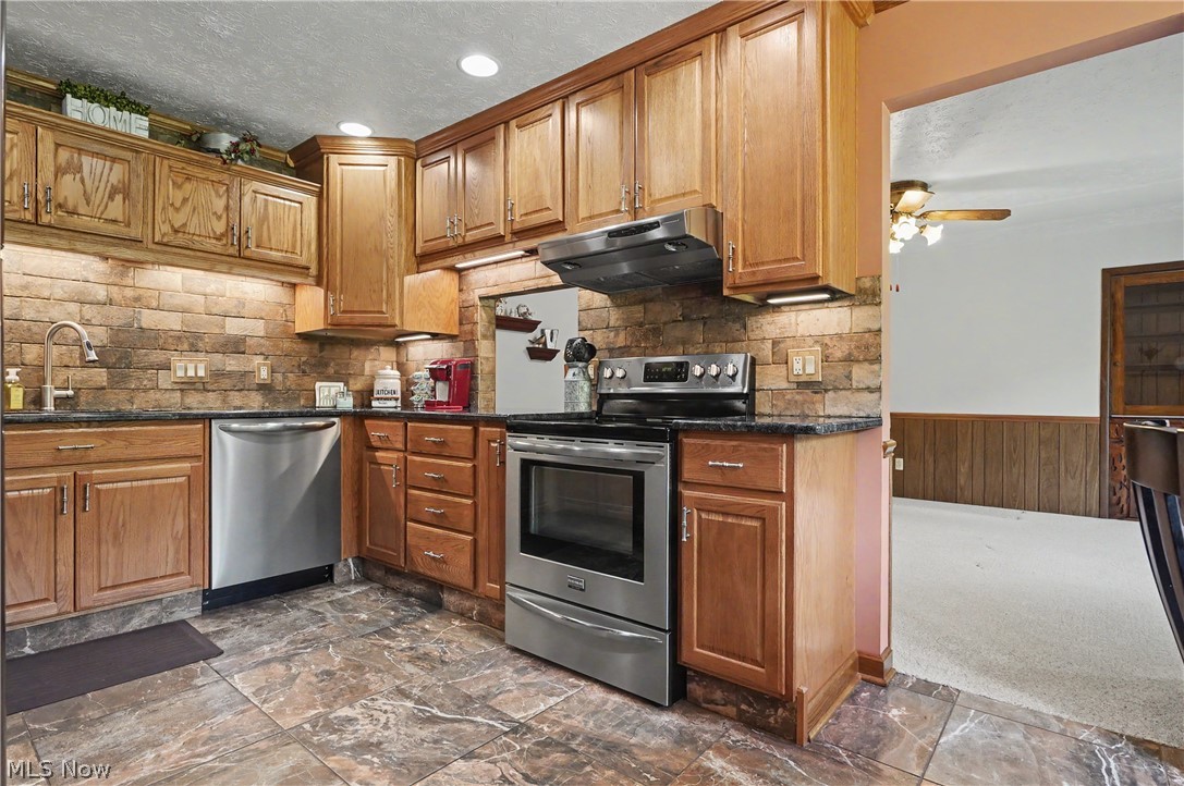 9112 New Road North Jackson OH 44451