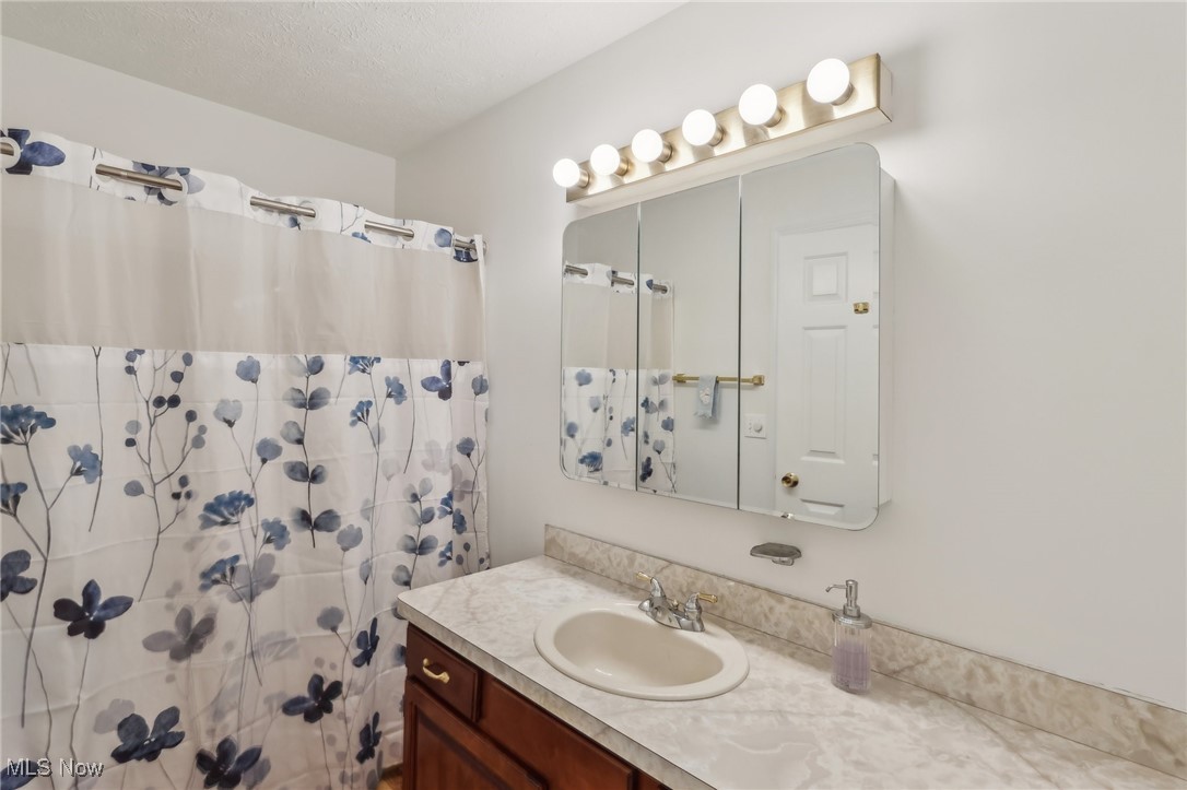 148 Marian Lane Berea OH 44017