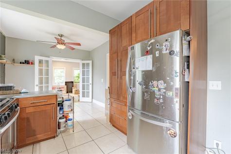 132 E 156th Street Cleveland OH 44110