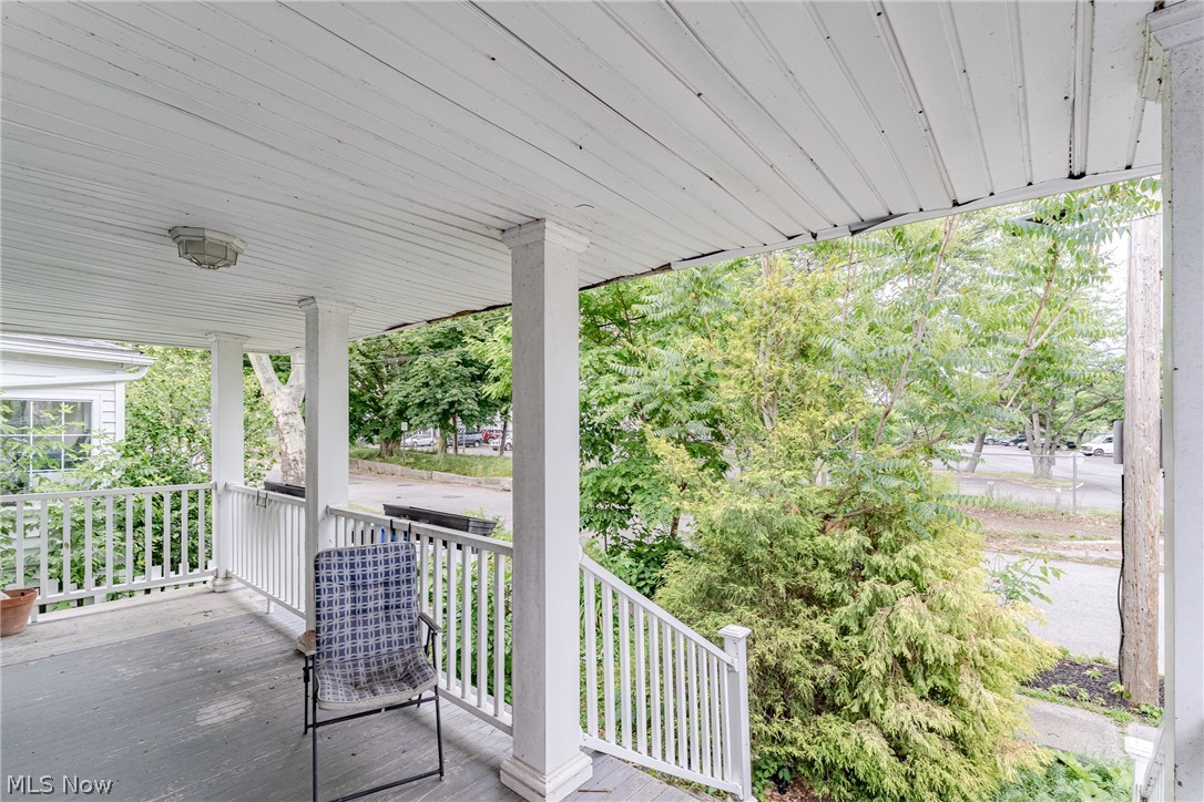 132 E 156th Street Cleveland OH 44110