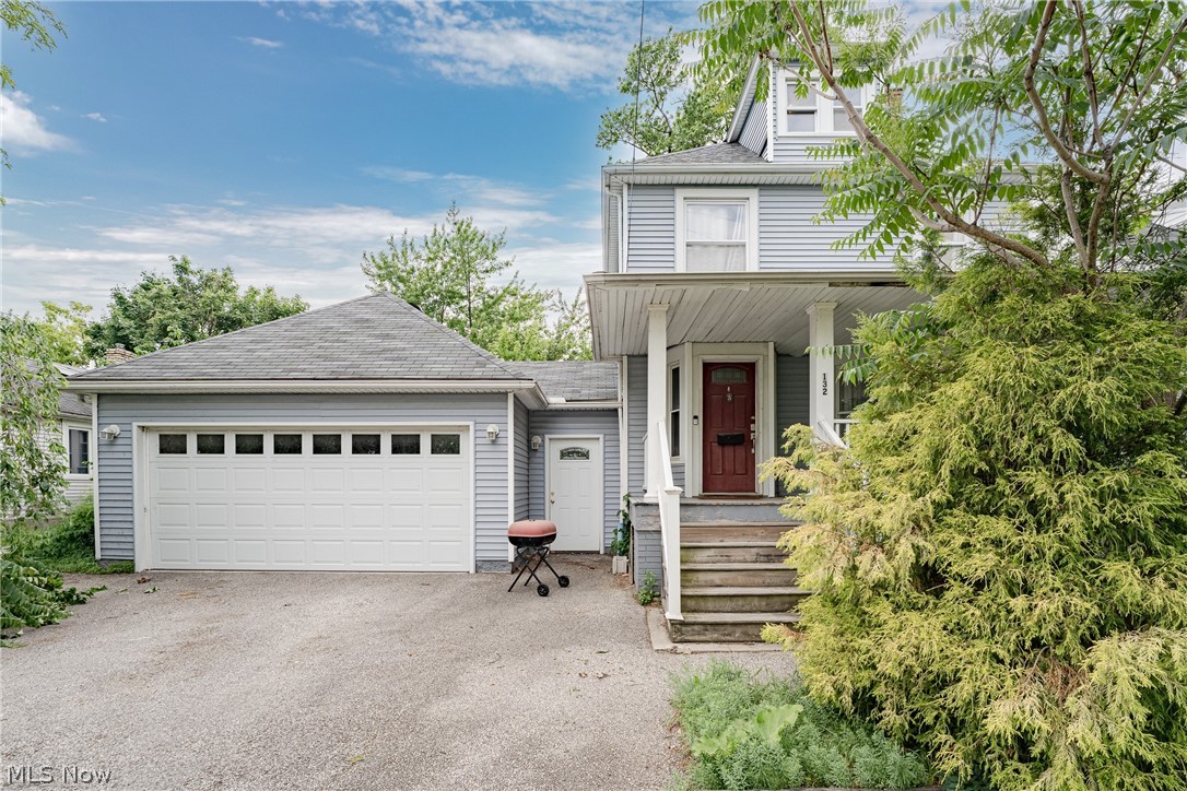 132 E 156th Street Cleveland OH 44110