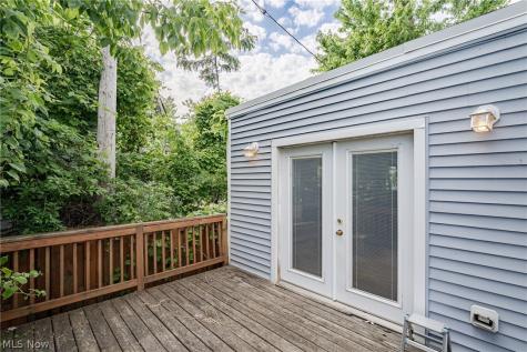 132 E 156th Street Cleveland OH 44110