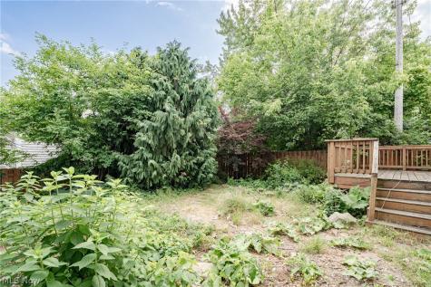132 E 156th Street Cleveland OH 44110