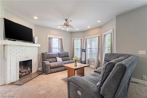 132 E 156th Street Cleveland OH 44110