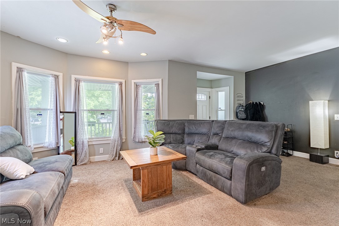 132 E 156th Street Cleveland OH 44110