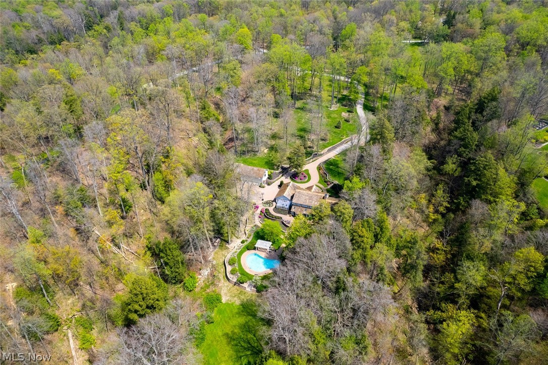 1160 Fox Hill Drive Gates Mills OH 44040