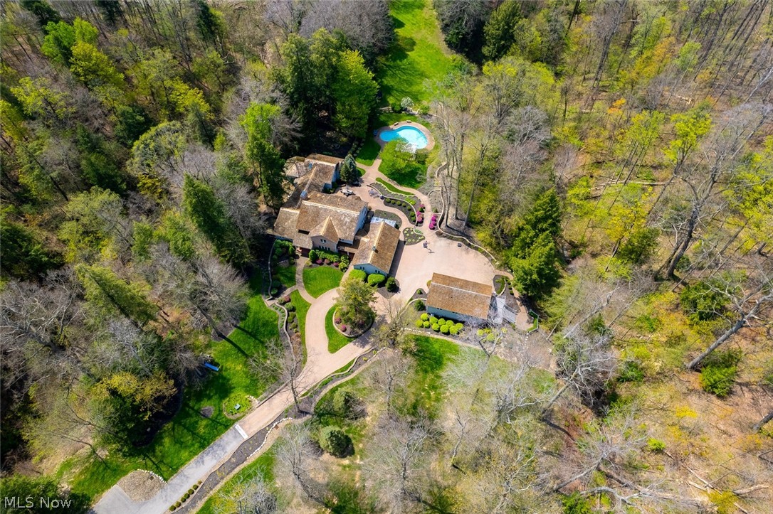 1160 Fox Hill Drive Gates Mills OH 44040