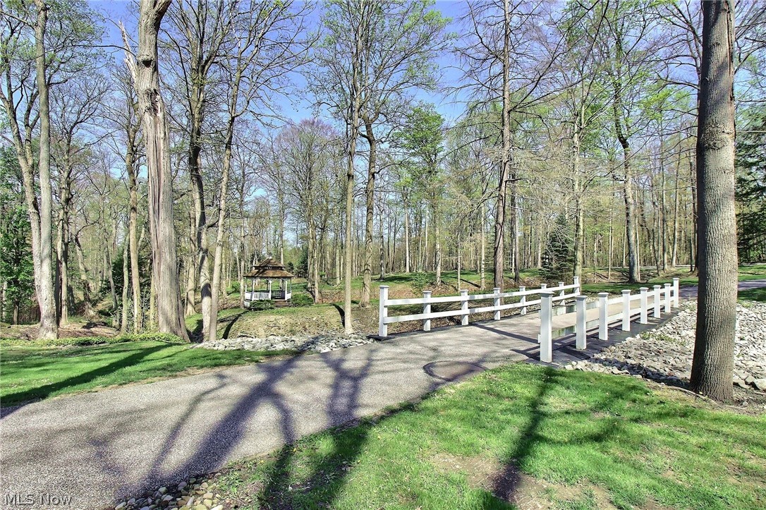 1160 Fox Hill Drive Gates Mills OH 44040
