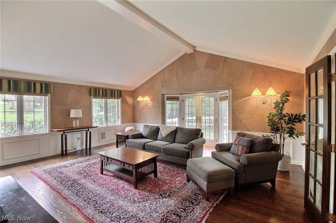1160 Fox Hill Drive Gates Mills OH 44040