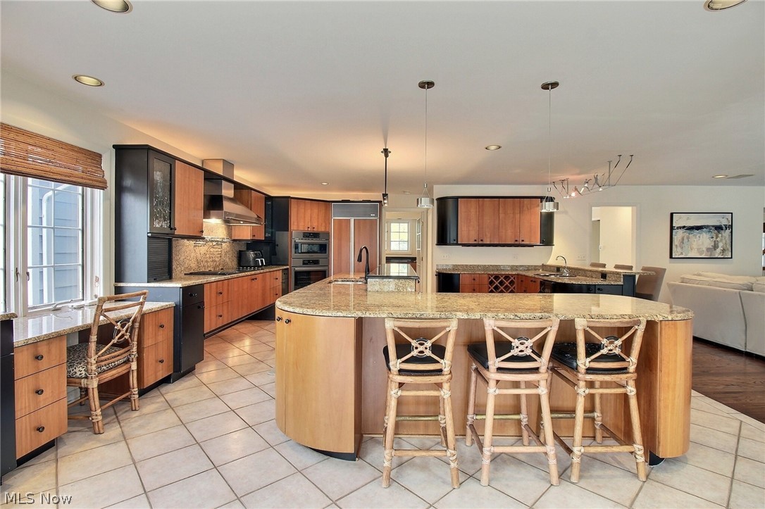 1160 Fox Hill Drive Gates Mills OH 44040