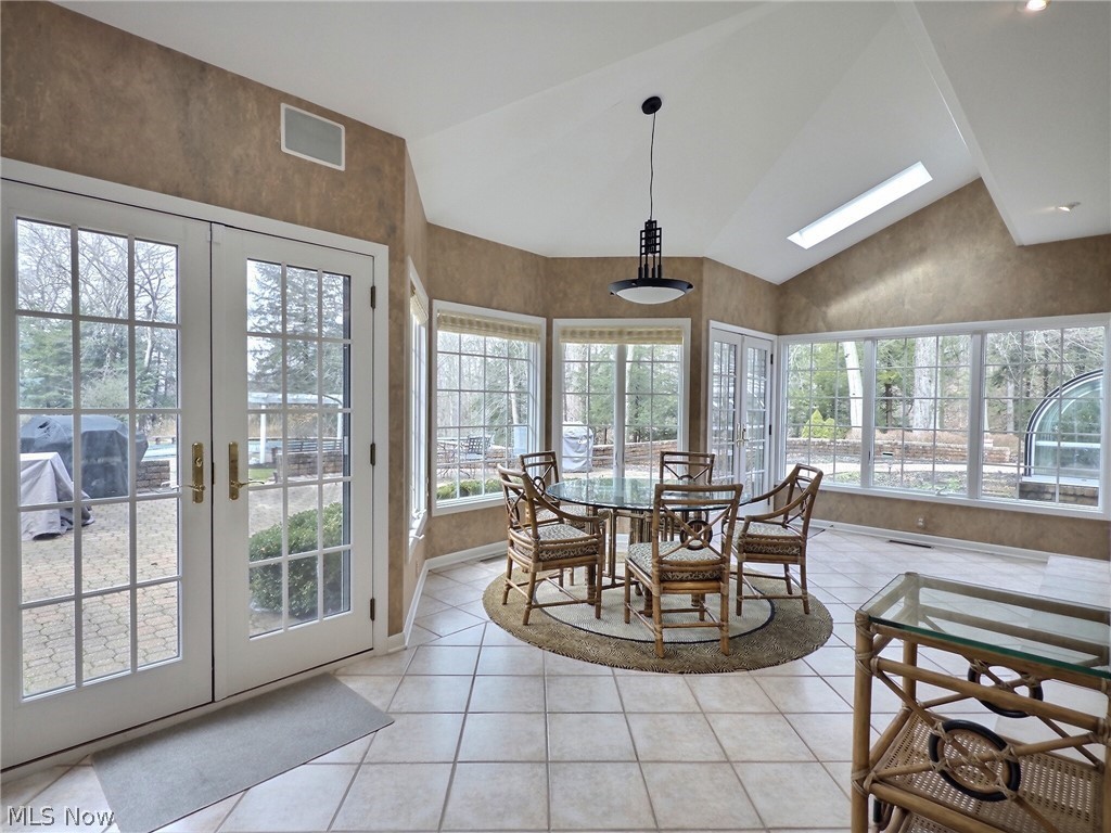 1160 Fox Hill Drive Gates Mills OH 44040