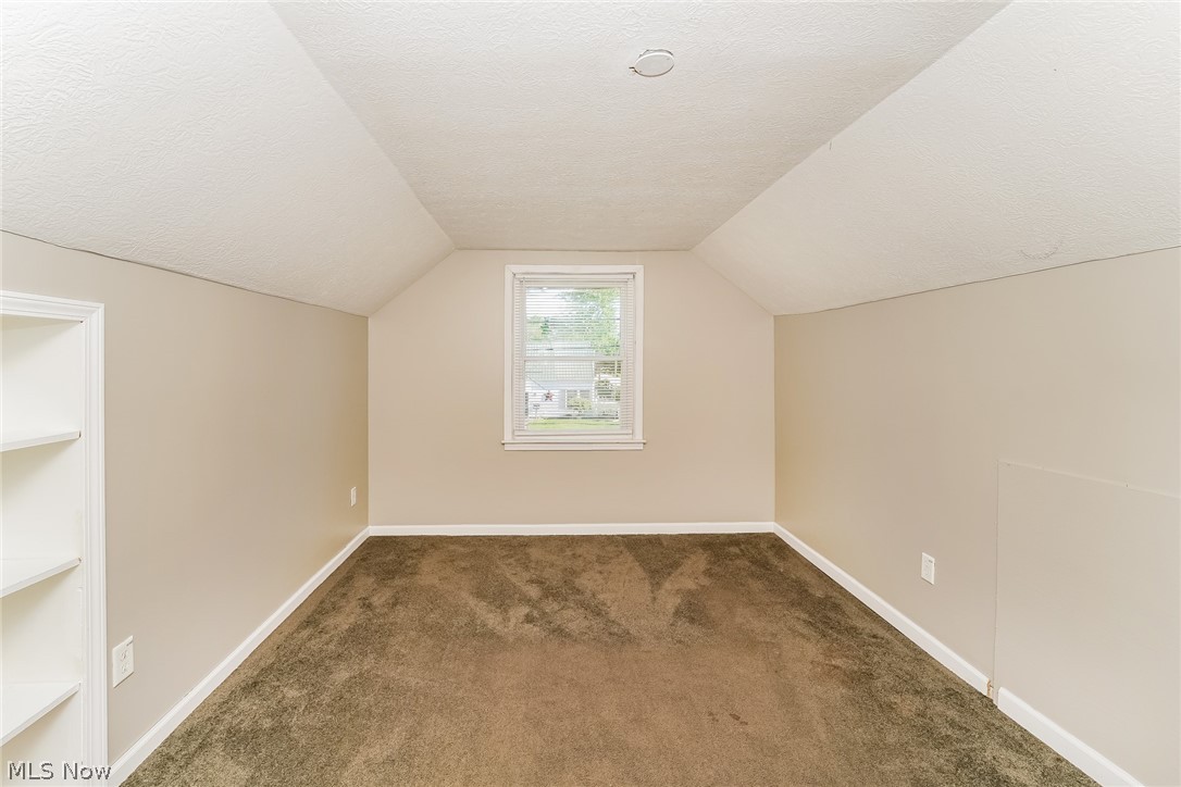 2910 Elmwood Street Cuyahoga Falls OH 44221