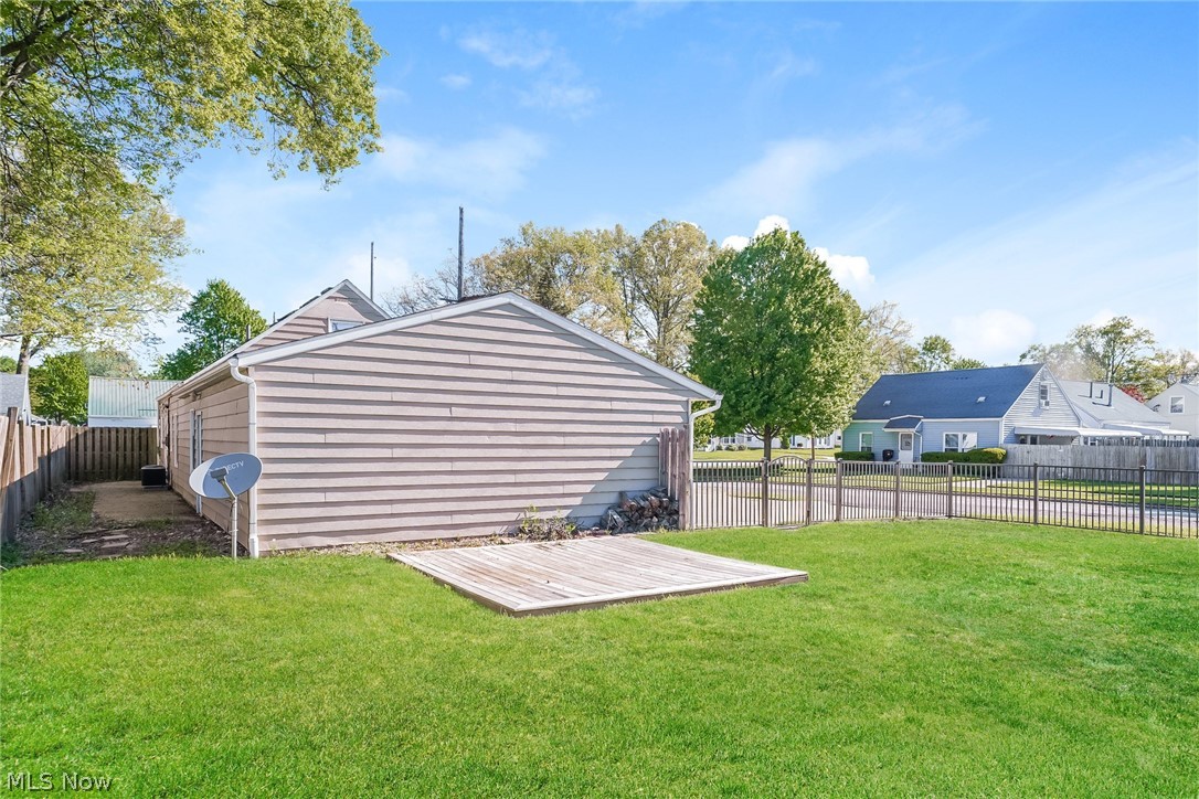 2910 Elmwood Street Cuyahoga Falls OH 44221