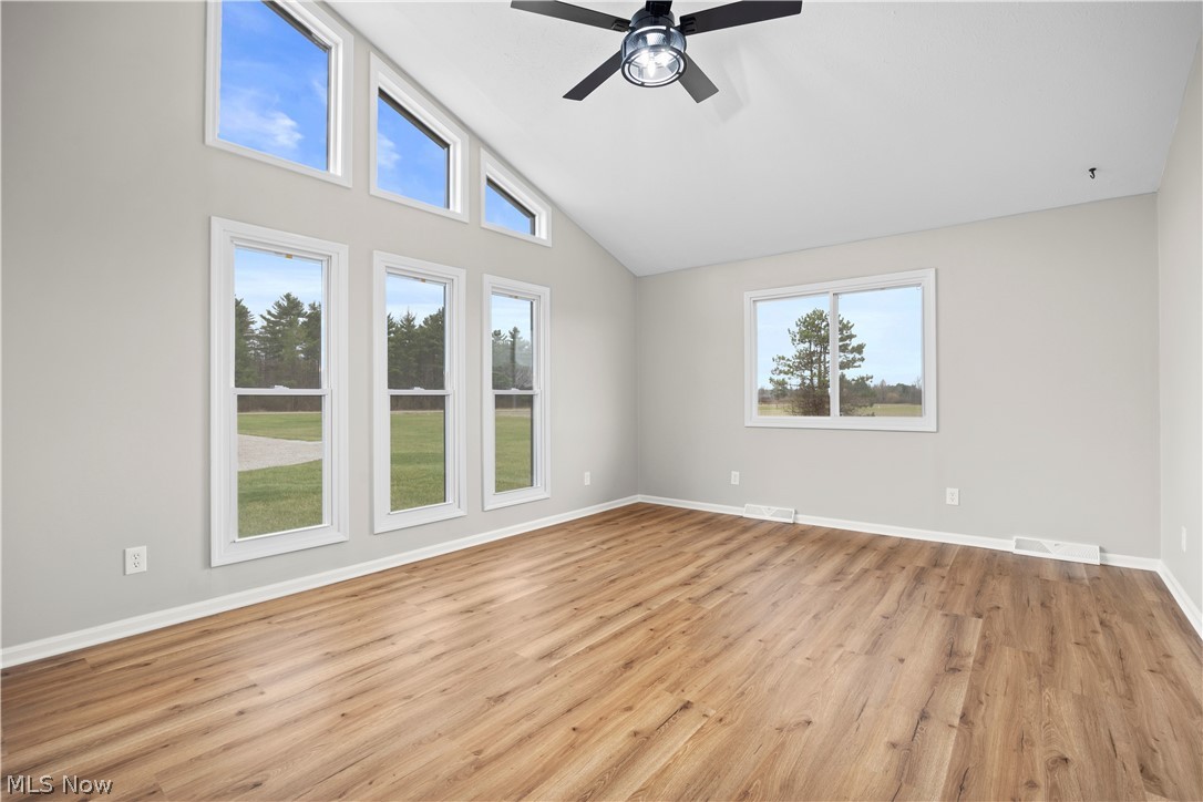 36220 Neff Road Grafton OH 44044