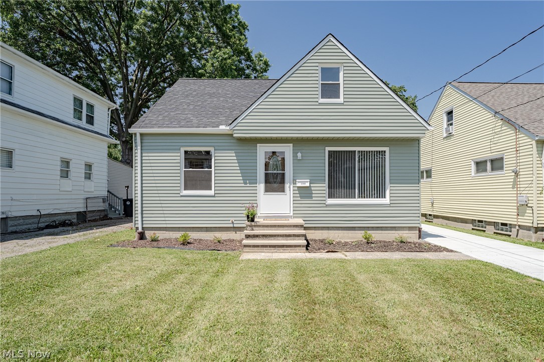 12408 Sprecher Avenue Cleveland OH 44135