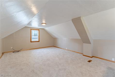 12408 Sprecher Avenue Cleveland OH 44135