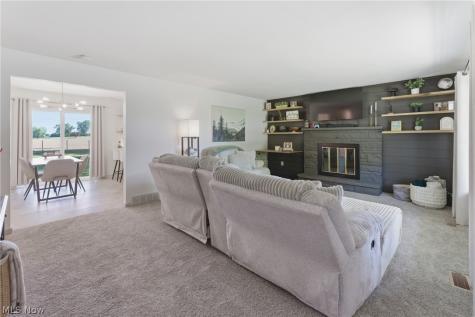 2131 Myrta Drive Wooster OH 44691