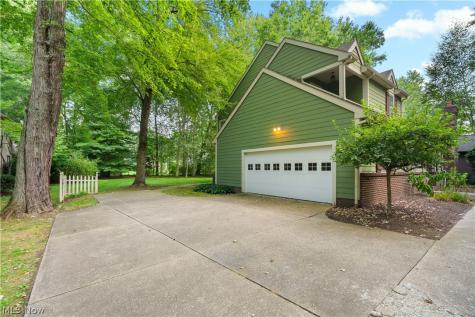6236 Buckley Circle NW Massillon OH 44646