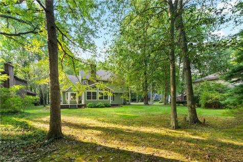 6236 Buckley Circle NW Massillon OH 44646