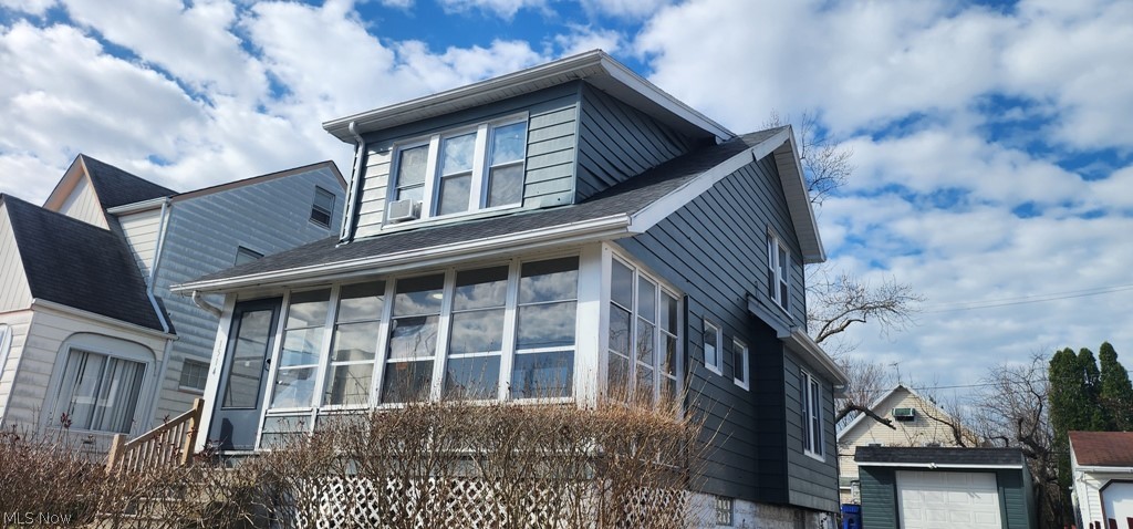 1514 Clermont Road Cleveland OH 44110