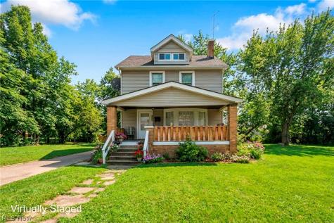 1742 Wayside Road Cleveland OH 44112
