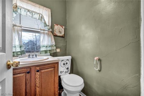 1742 Wayside Road Cleveland OH 44112