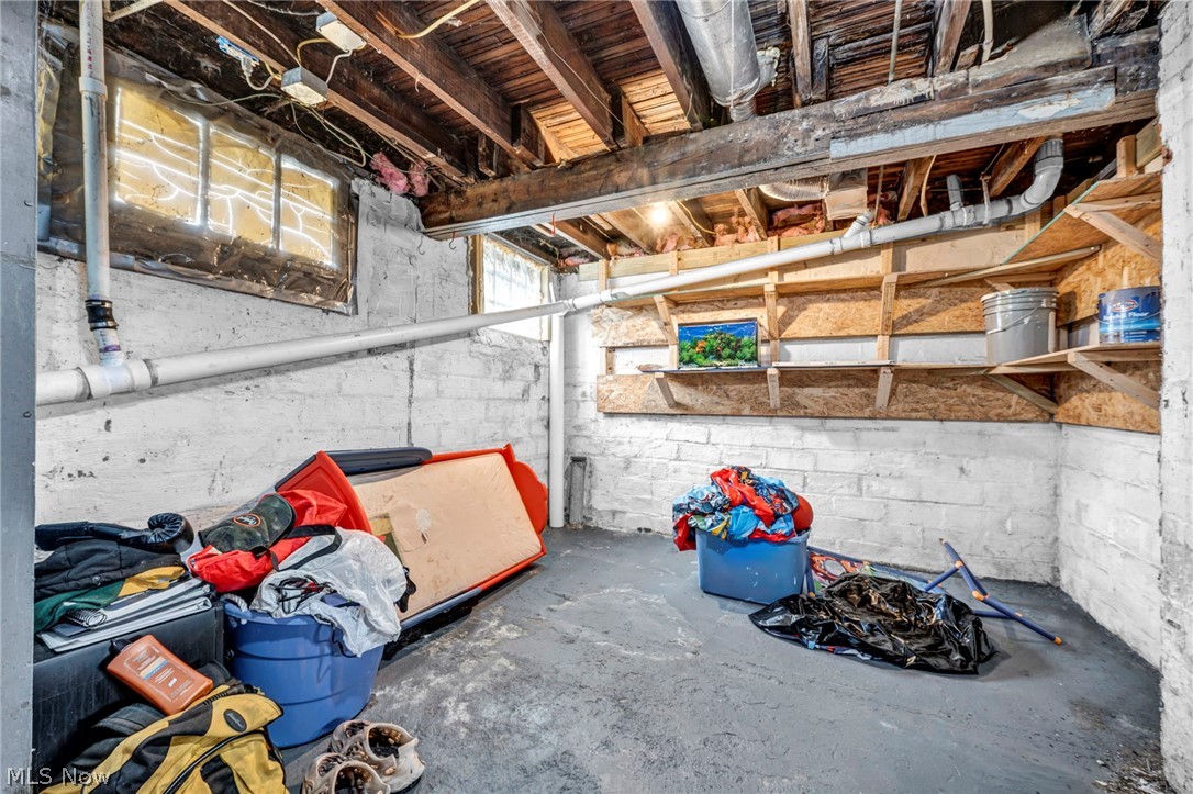 1742 Wayside Road Cleveland OH 44112