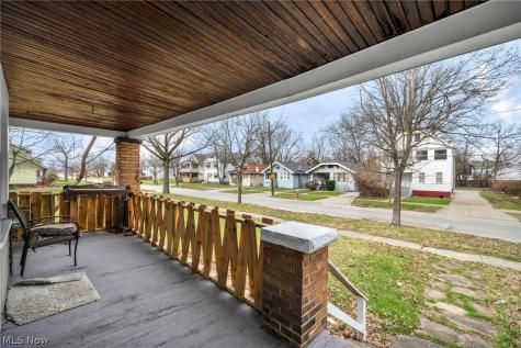 1742 Wayside Road Cleveland OH 44112
