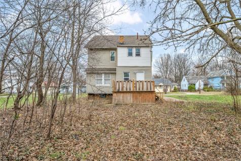 1742 Wayside Road Cleveland OH 44112