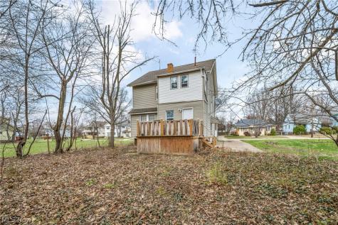 1742 Wayside Road Cleveland OH 44112
