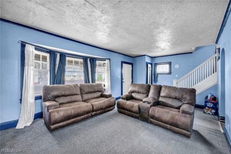 1742 Wayside Road Cleveland OH 44112