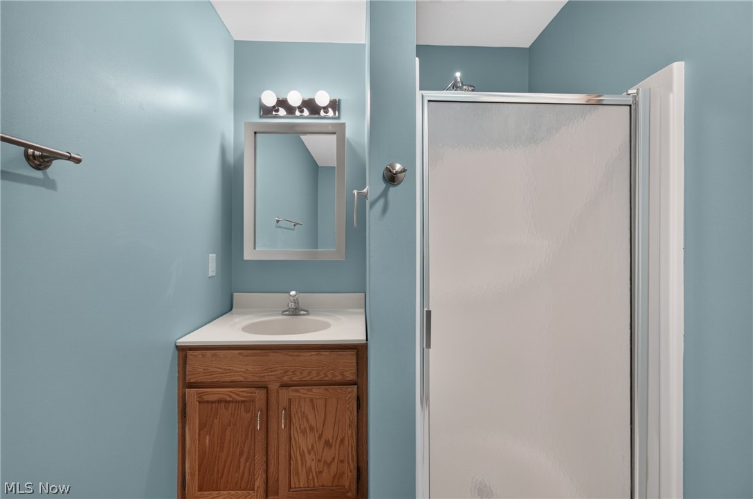 702 Willow Dale Street NW Bolivar OH 44612