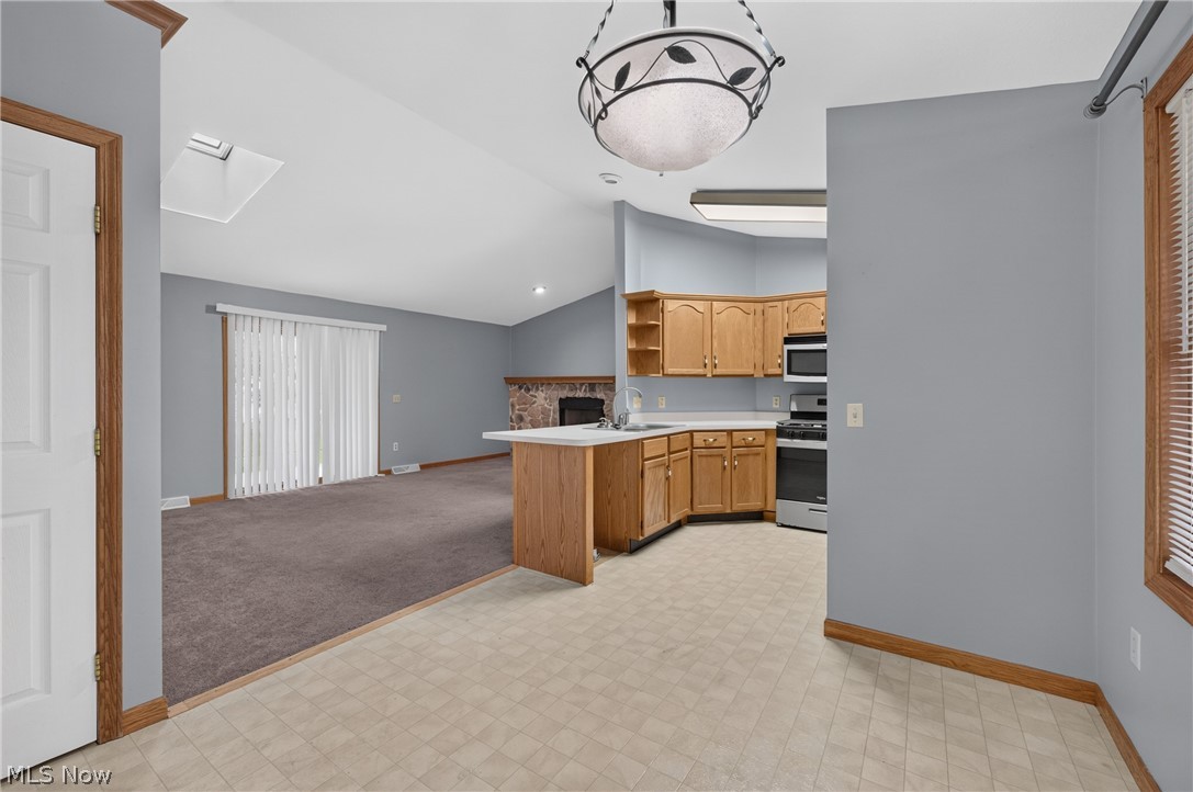 702 Willow Dale Street NW Bolivar OH 44612