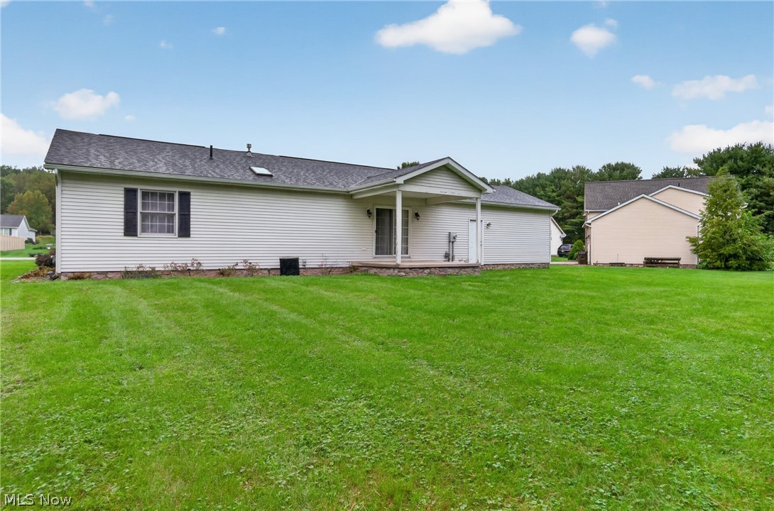 702 Willow Dale Street NW Bolivar OH 44612