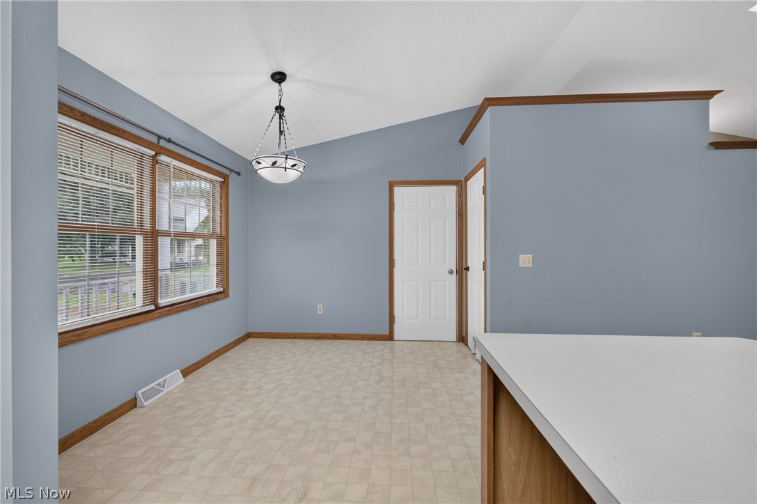702 Willow Dale Street NW Bolivar OH 44612