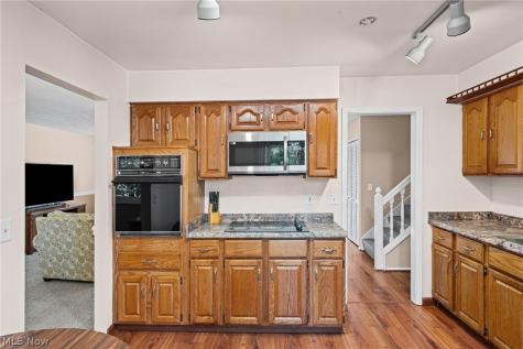 8435 Markwood Drive Mentor OH 44060